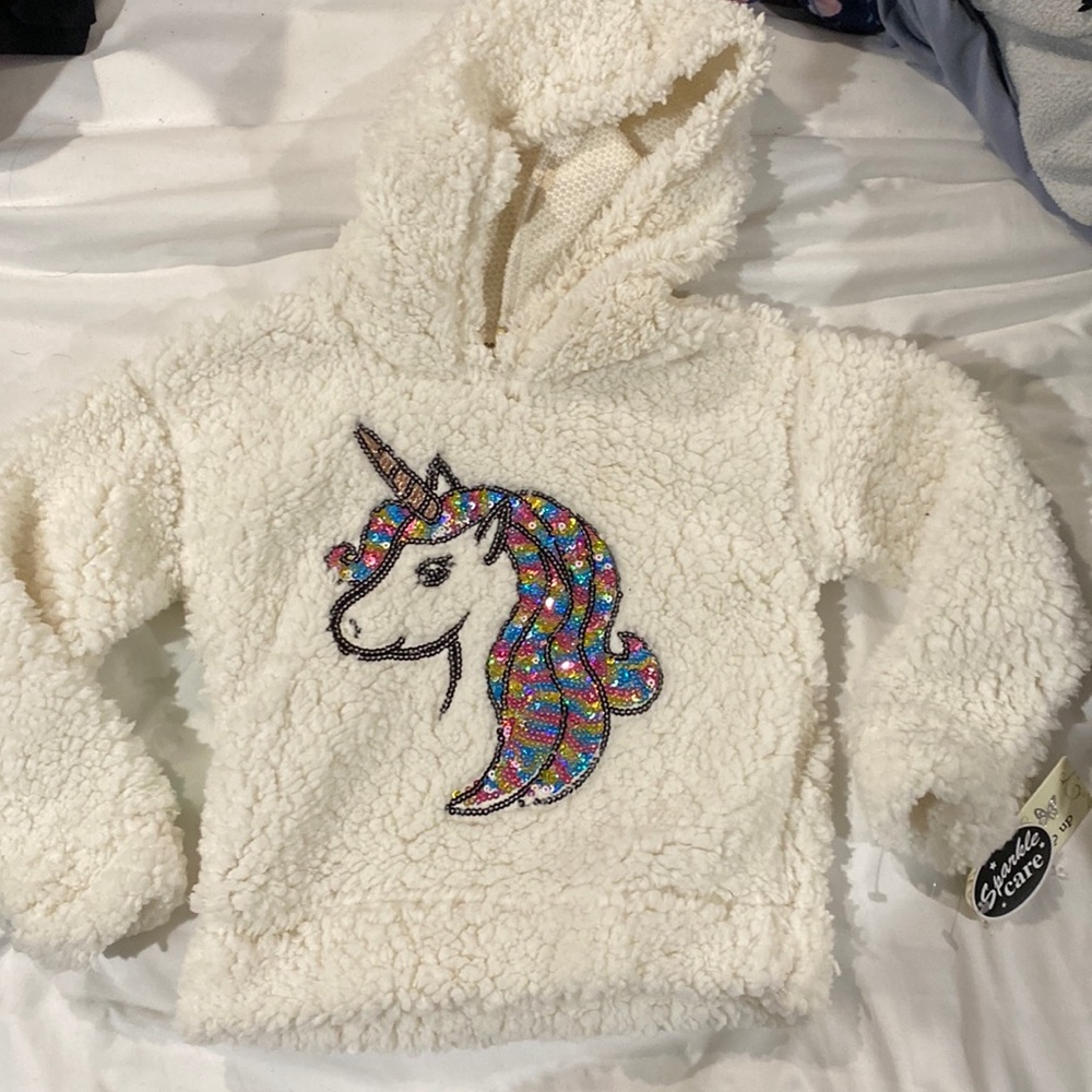 Girls sweater